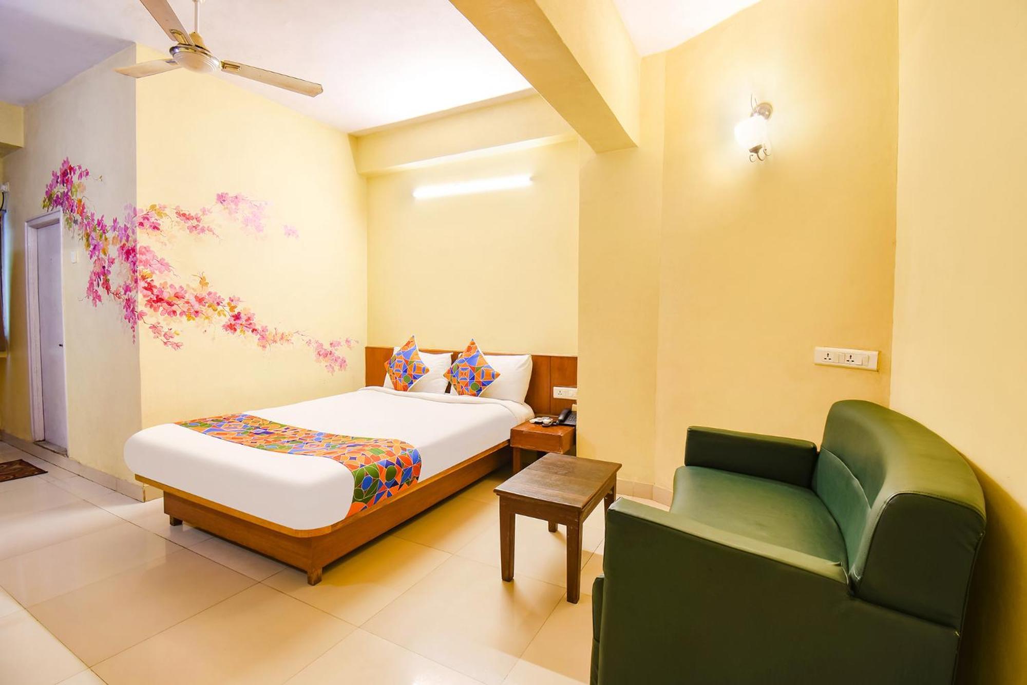 Fabhotel Prime Yash Residency - Nr Lonavala Railway Station 外观 照片